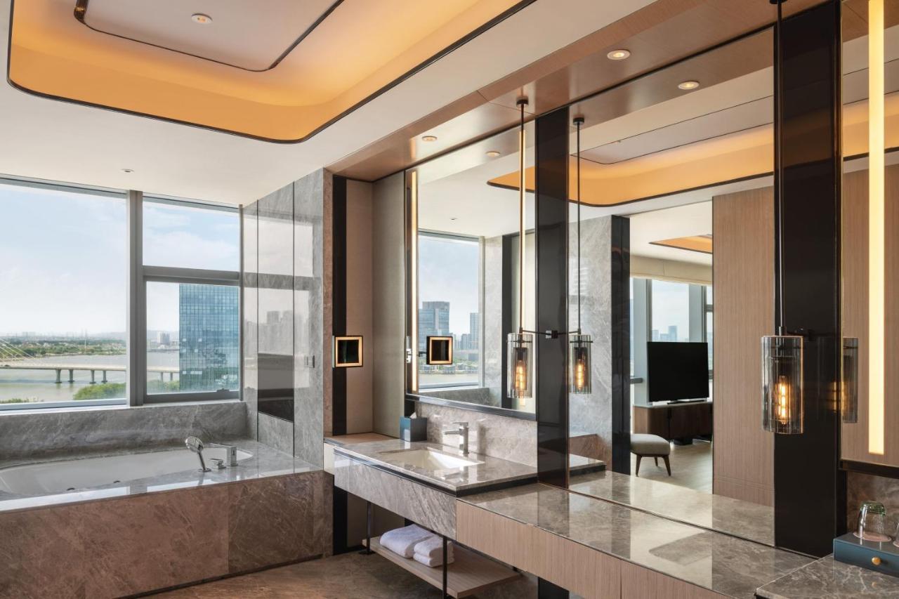 Guangzhou Marriott Hotel Nansha Bagian luar foto